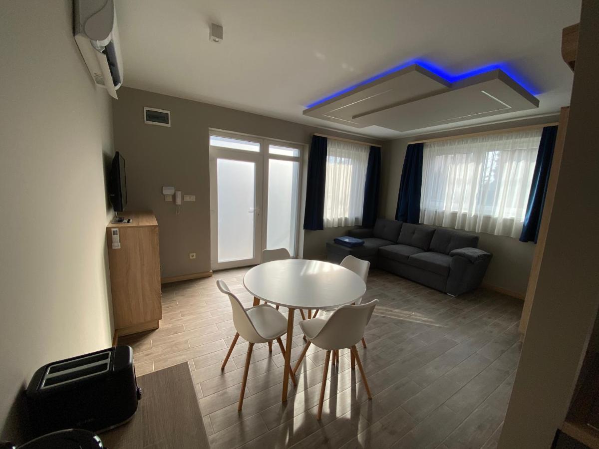 Th-Lux Apartman Hajduszoboszlo Exterior photo