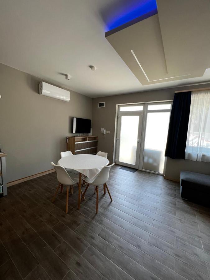 Th-Lux Apartman Hajduszoboszlo Exterior photo